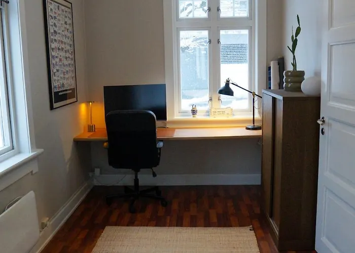 Charming With Balcony And View!